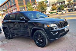 جیپ گراند شیرۆکی